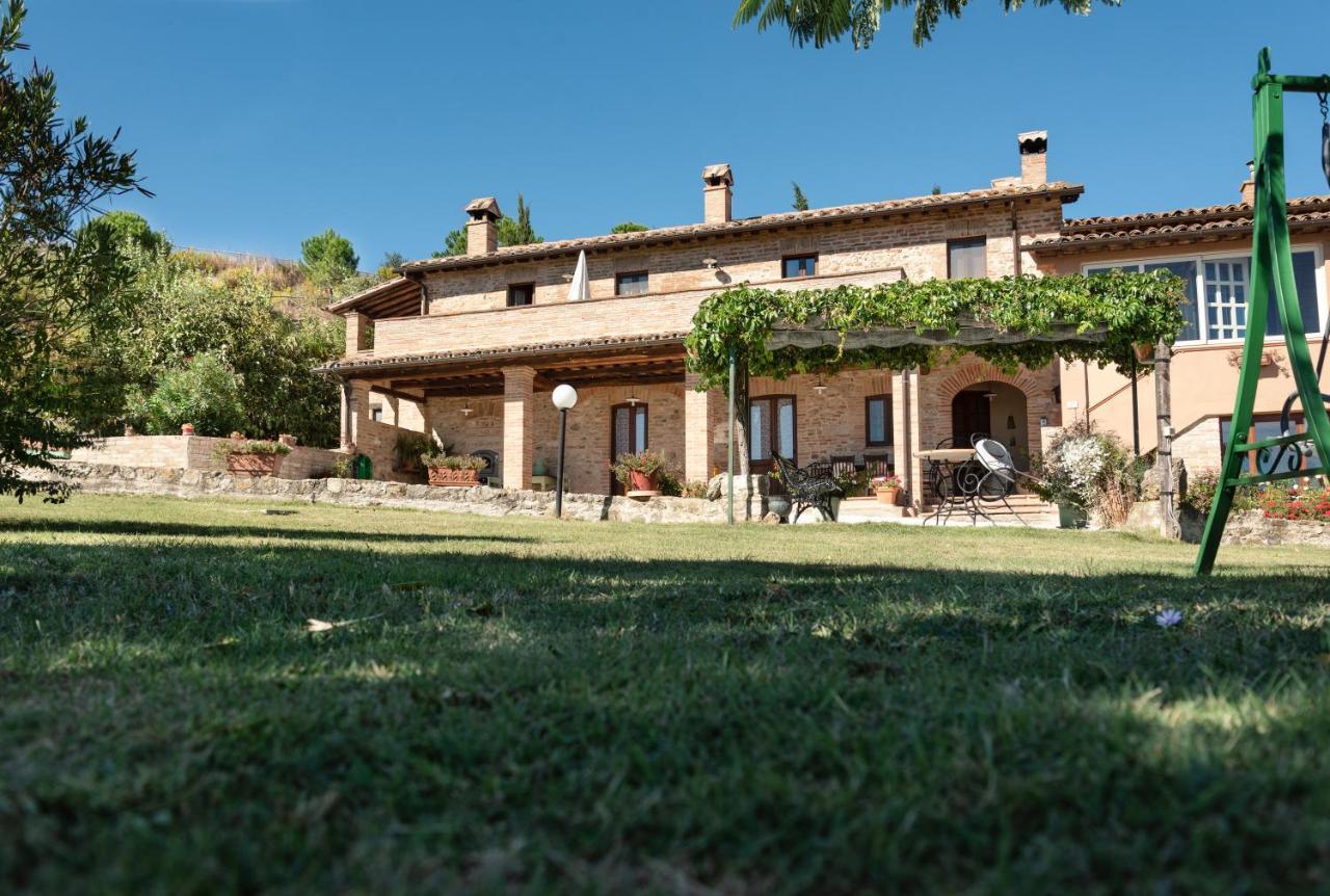 Farm Stay Il Carro Del Colle Collevalenza Dış mekan fotoğraf