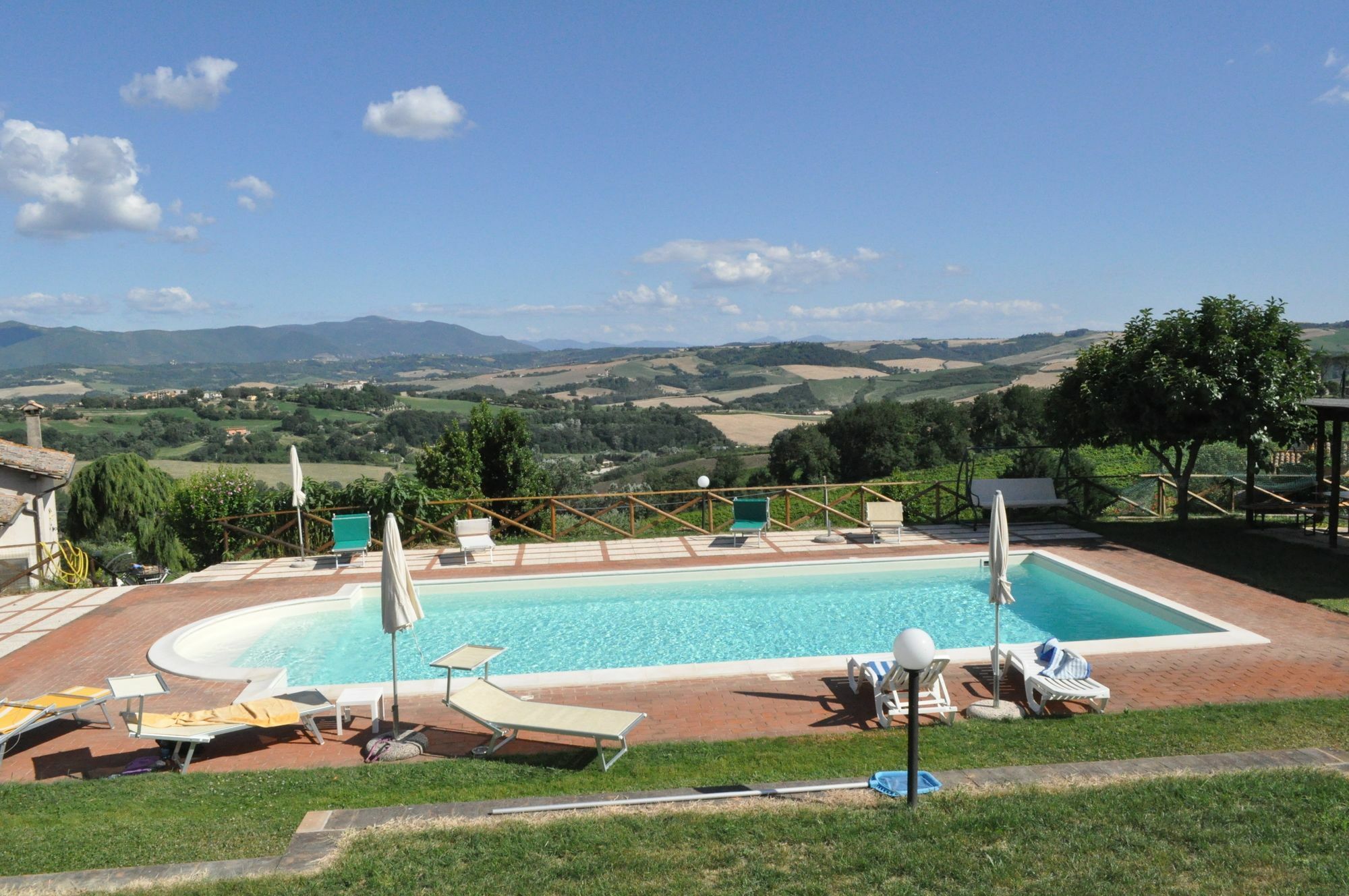 Farm Stay Il Carro Del Colle Collevalenza Dış mekan fotoğraf